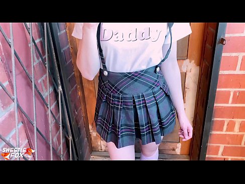 ❤️ Schoolgirl Sucks ya dick miri emi na iberibe kama klaasị. ❤❌  Ihe na-akpali agụụ mmekọahụ n'ụlọ  ❌️❤